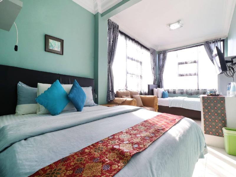 Lembur Incu Syariah Villa by ZUZU image