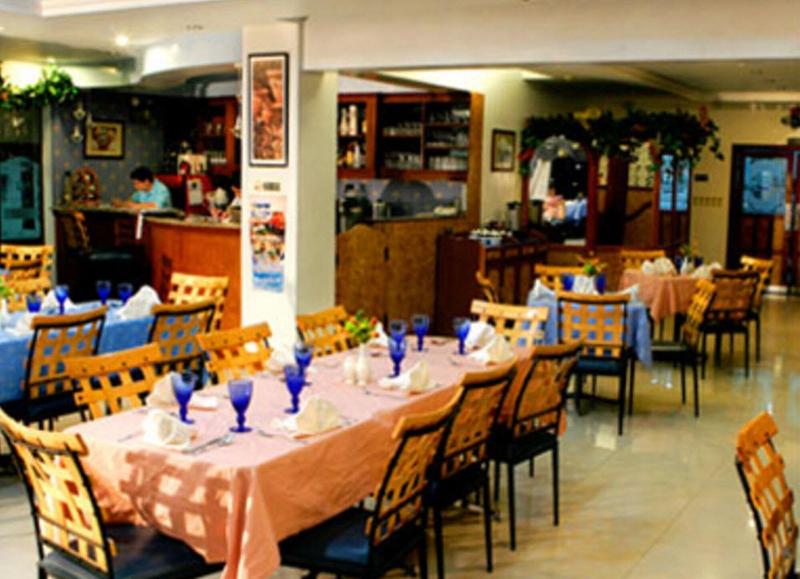 Crown Royale Hotel image