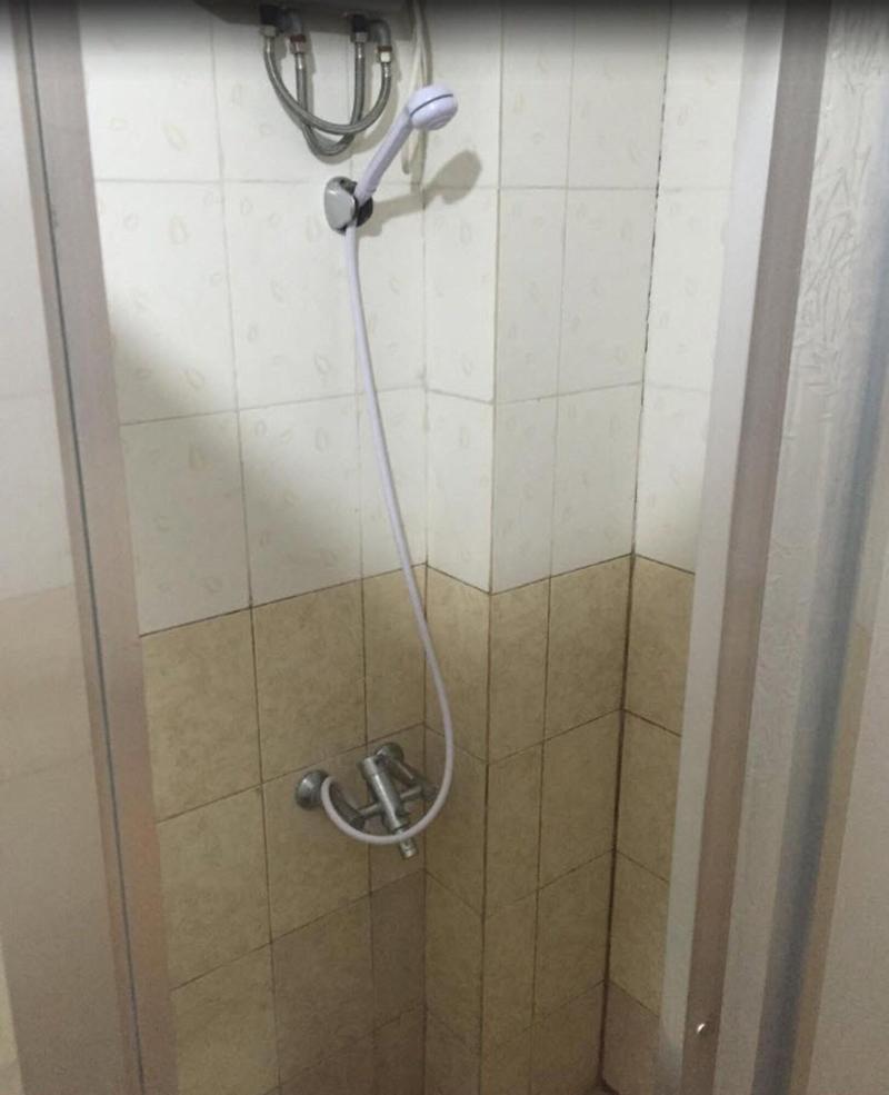 Crown Royale Hotel image