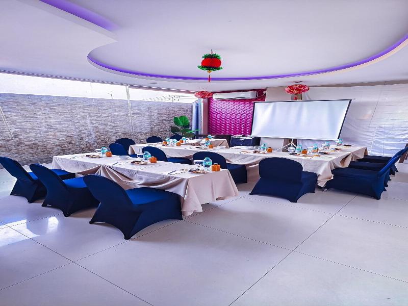 Viva Hotel image