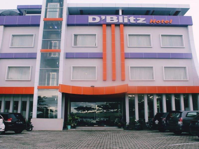 D Blitz Hotel Kendari image