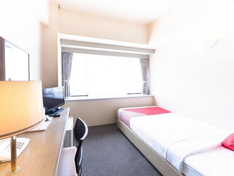 648 Hotel Drake image