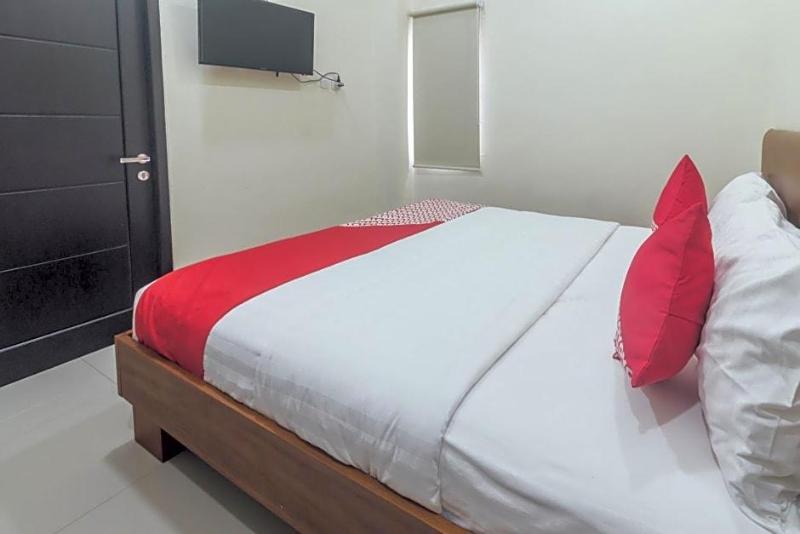 Clean & Comfort Homestay image