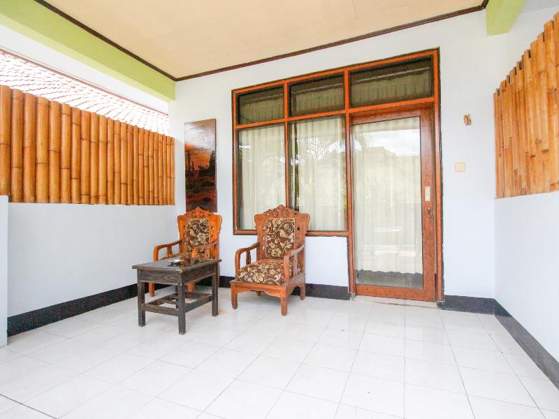 Spot On 2167 Creative Bungalow