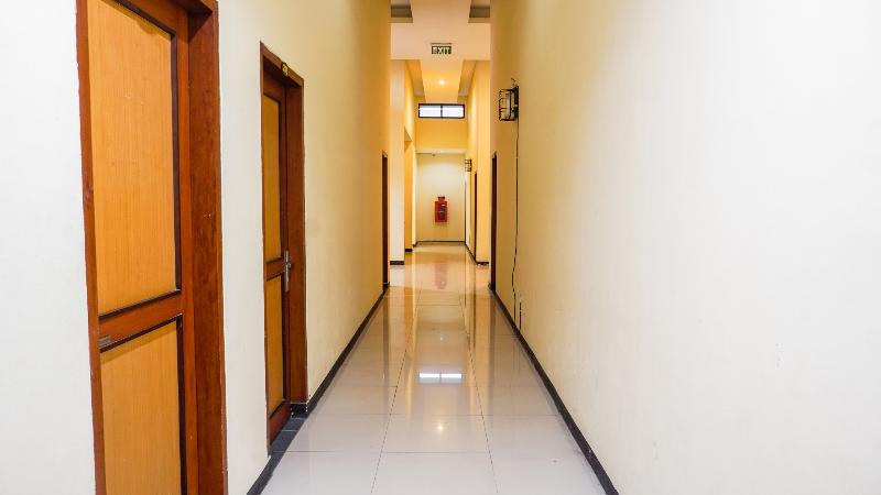 1740 Tekmira Residence Supratman image