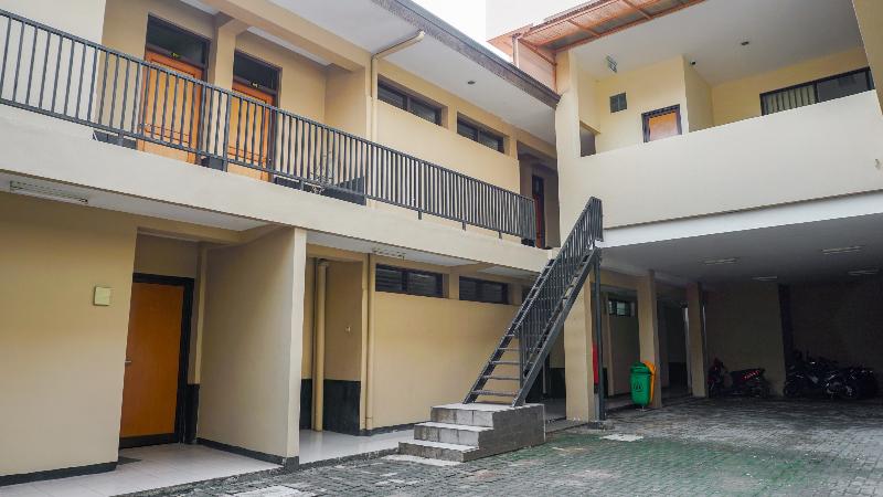 1740 Tekmira Residence Supratman image