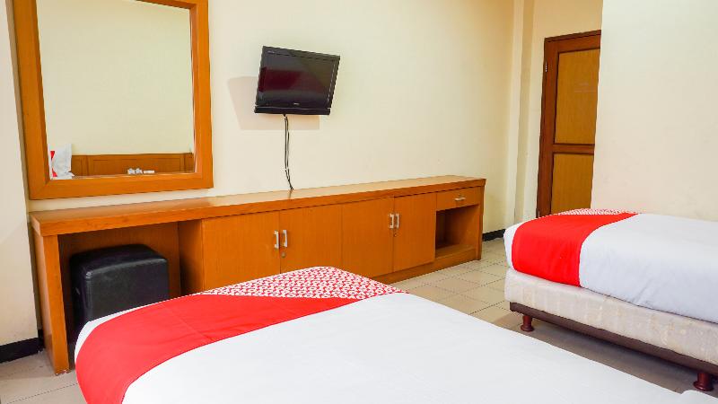 1740 Tekmira Residence Supratman image