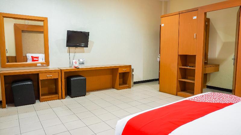 1740 Tekmira Residence Supratman image