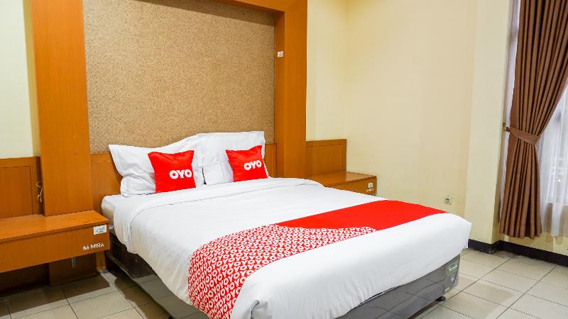 1740 Tekmira Residence Supratman image