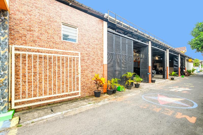 SPOT ON 2451 Camel Residence