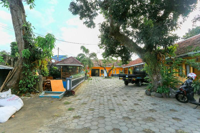 A. Yani 95 Residence image