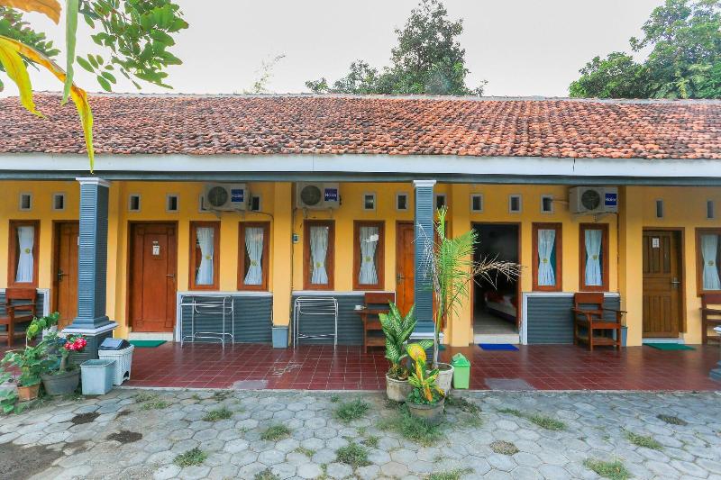 A. Yani 95 Residence image