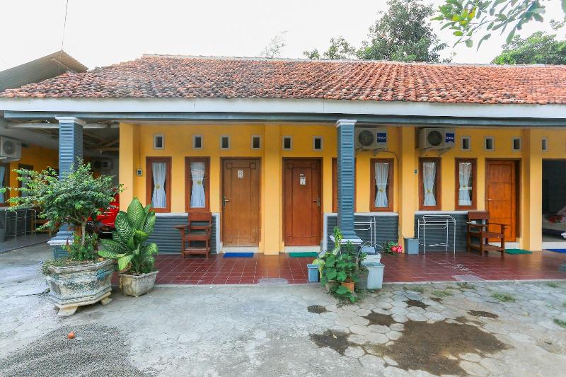 A. Yani 95 Residence image