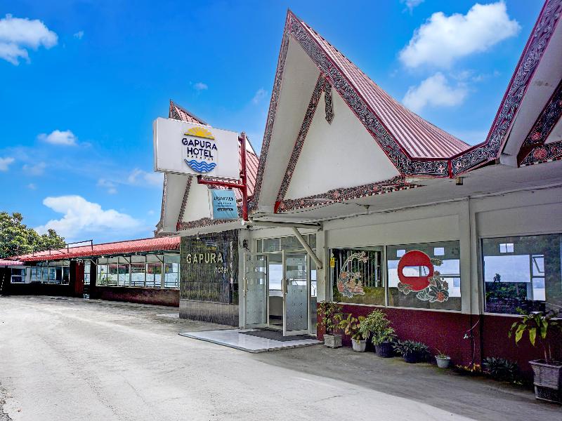 Collection O Gapura Hotel Near Parapat Penatapan D image