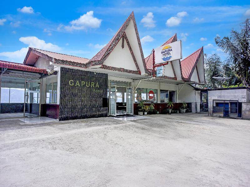 Collection O Gapura Hotel Near Parapat Penatapan D image