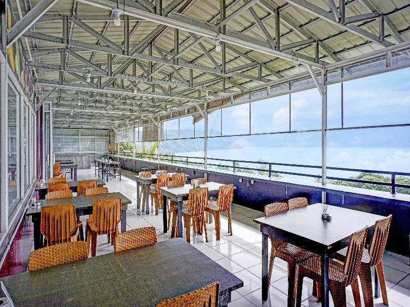 Collection O Gapura Hotel Near Parapat Penatapan D image