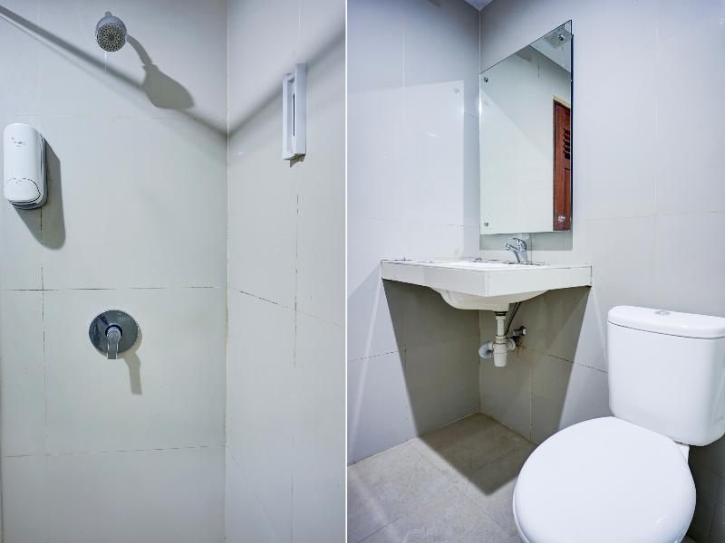 Collection O Gapura Hotel Near Parapat Penatapan D image