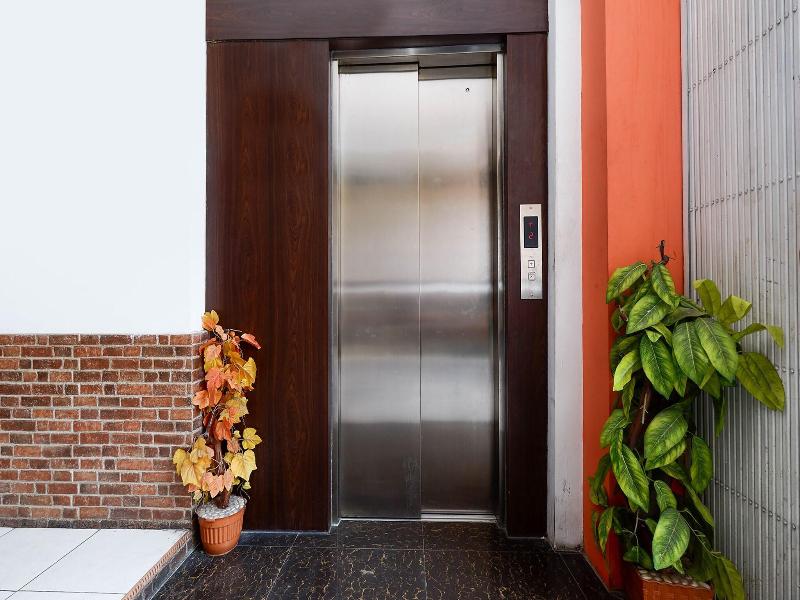 Super 1251 Residence 8