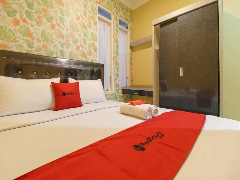 Mande Guesthouse   