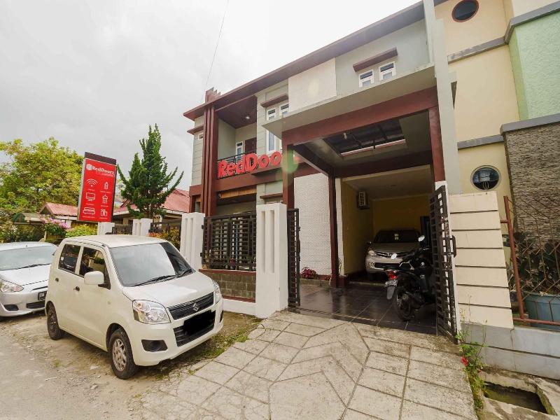 Mande Guesthouse   
