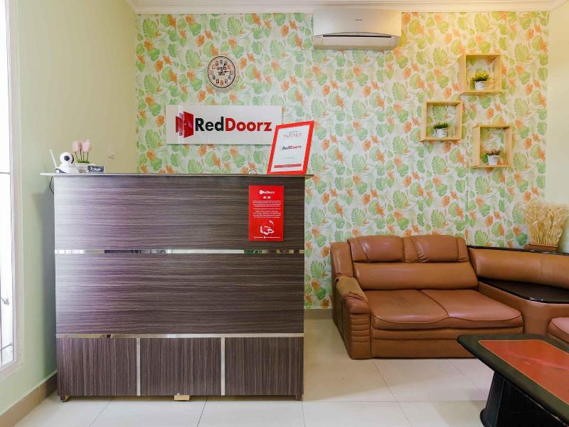 Mande Guesthouse   