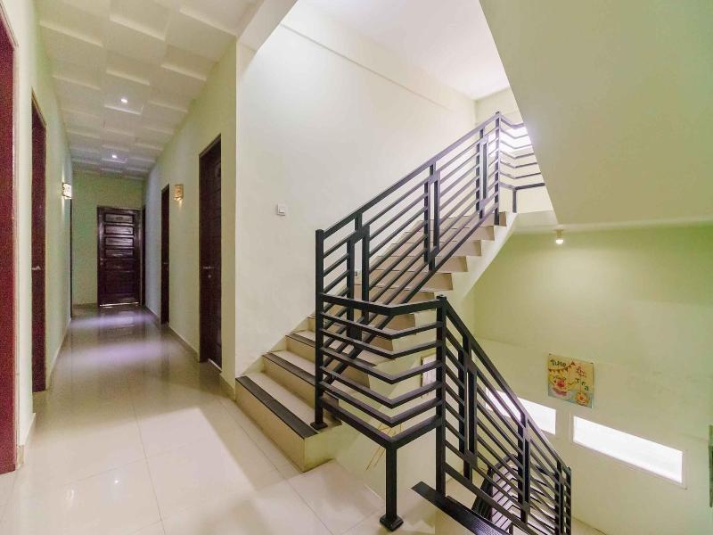 Mande Guesthouse   