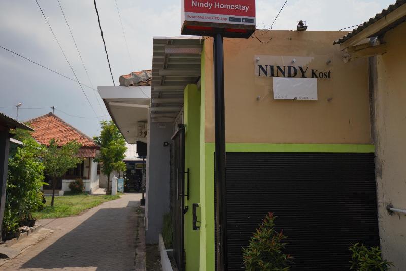 Oyo 2492 Nindy Homestay