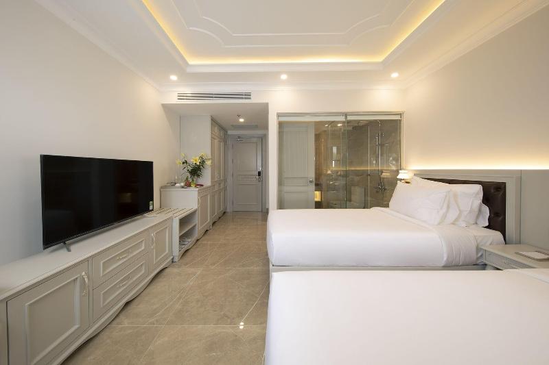 MerPerle Beach Hotel image
