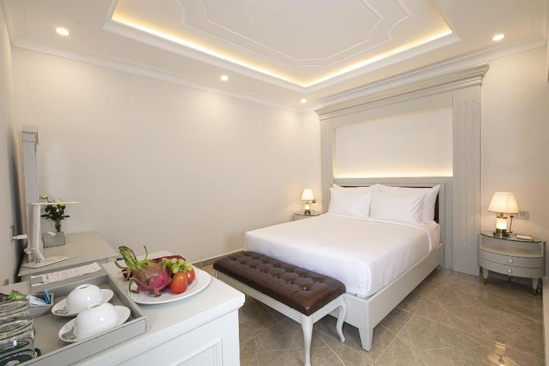 MerPerle Beach Hotel image