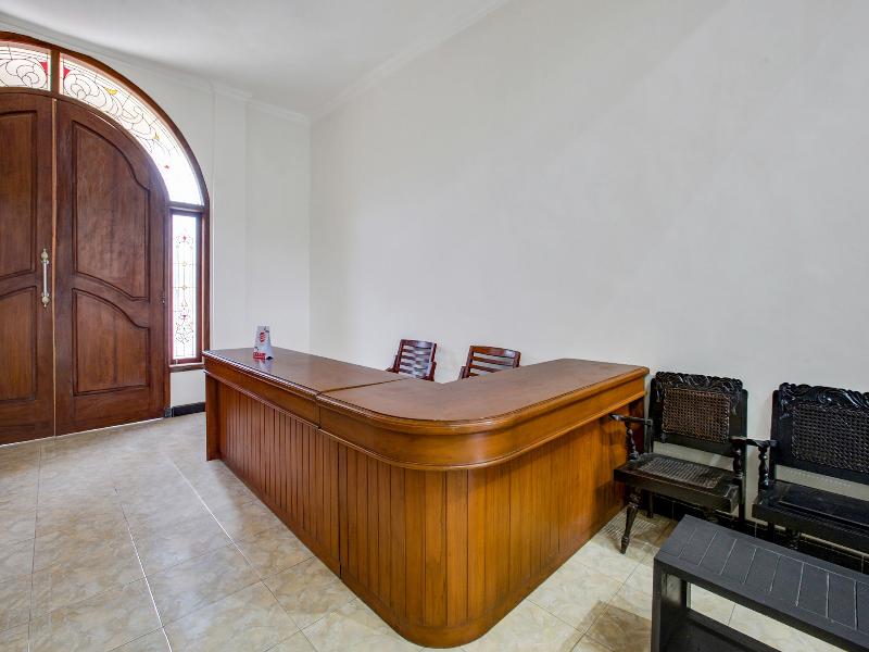 2300 Ansori Homestay