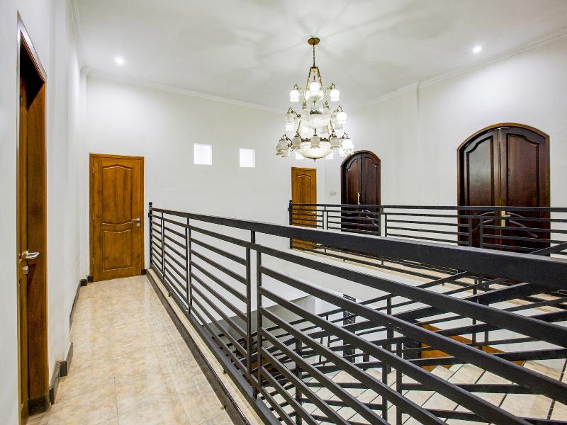 2300 Ansori Homestay