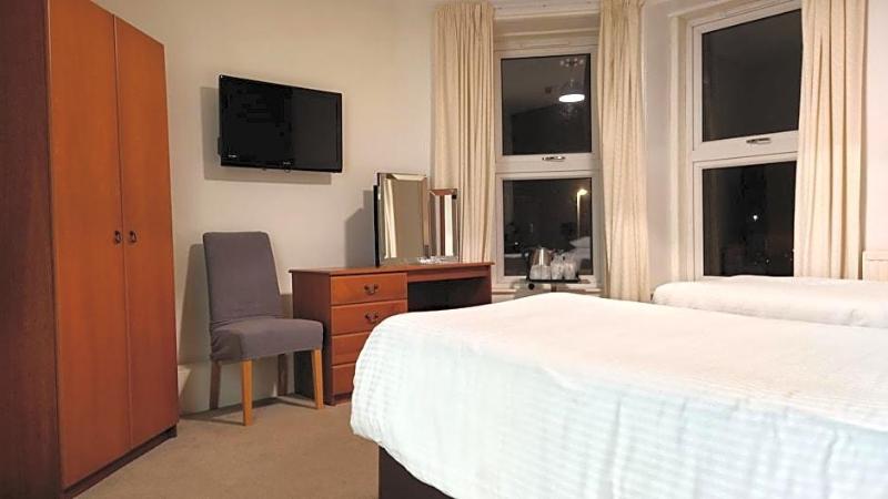 Corner Hotel image