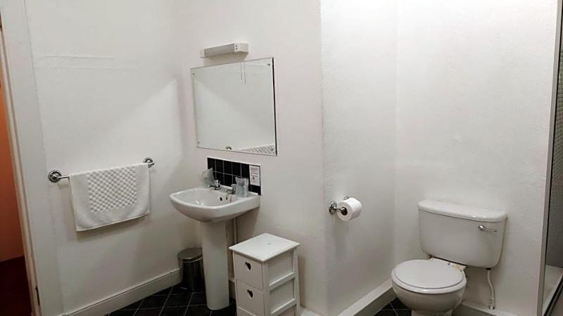 Corner Hotel image