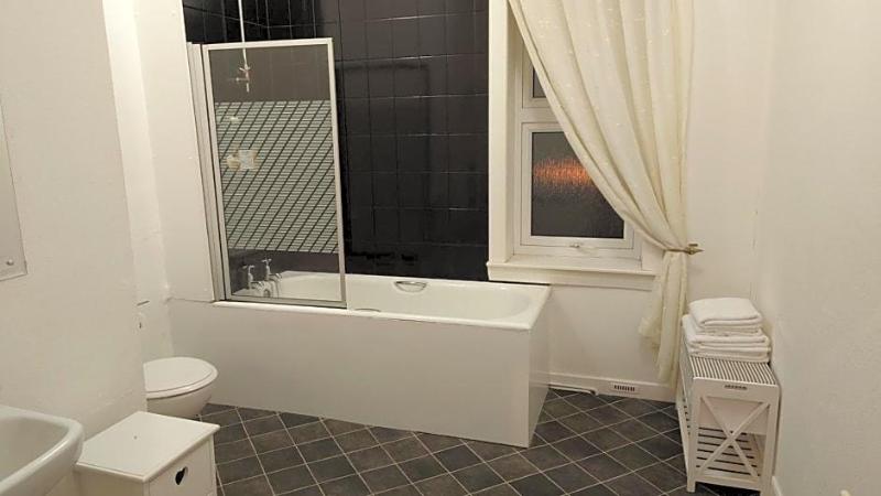 Corner Hotel image