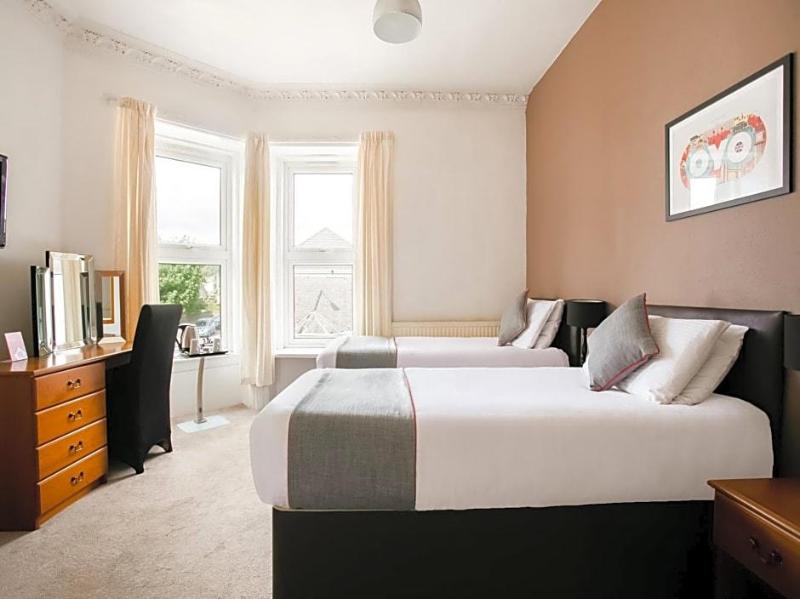 Corner Hotel image