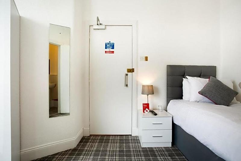 Corner Hotel image