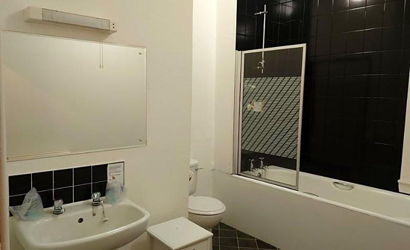 Corner Hotel image