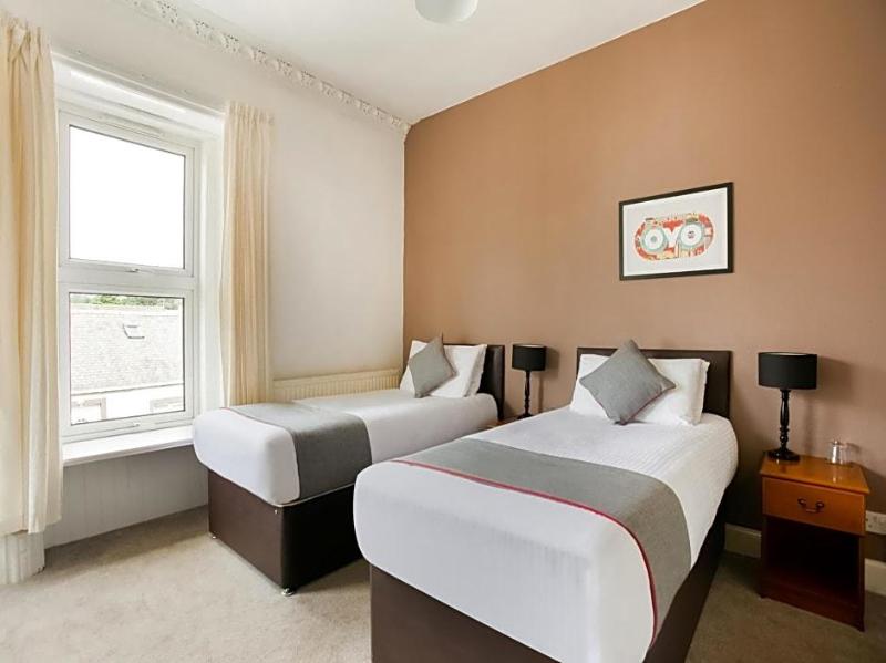 Corner Hotel image