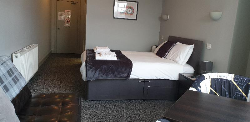 Gin House Hotel image
