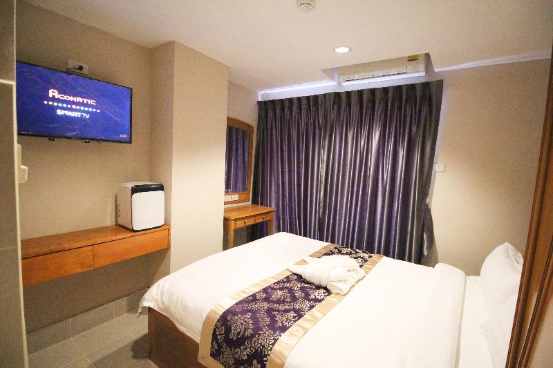 L'Hotel Bangkok by ZUZU image