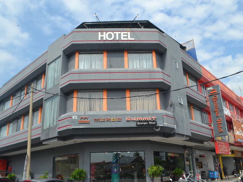 Merge Summit Boutique Hotel — general view