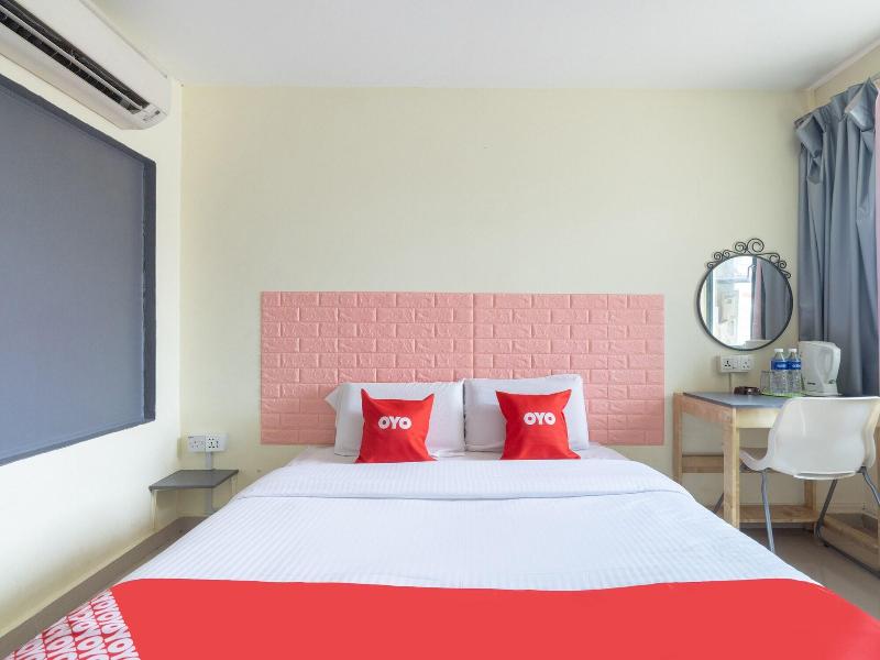 Oyo 89717 Budget Star Hotel