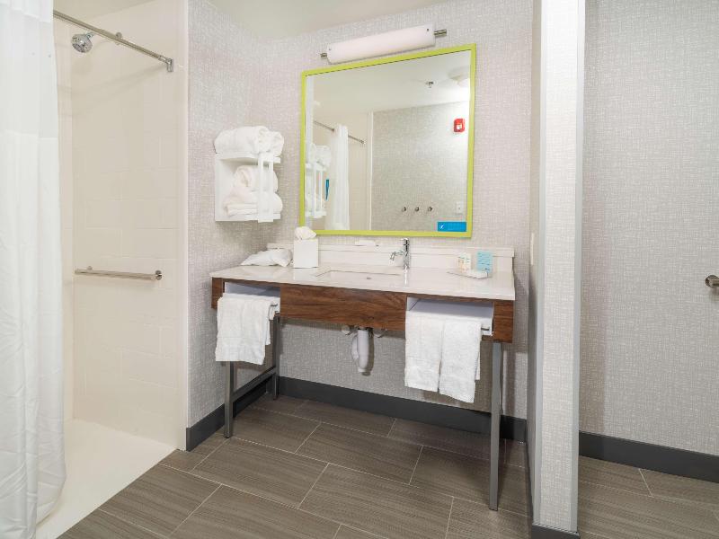 Hampton Inn & Suites Conway image