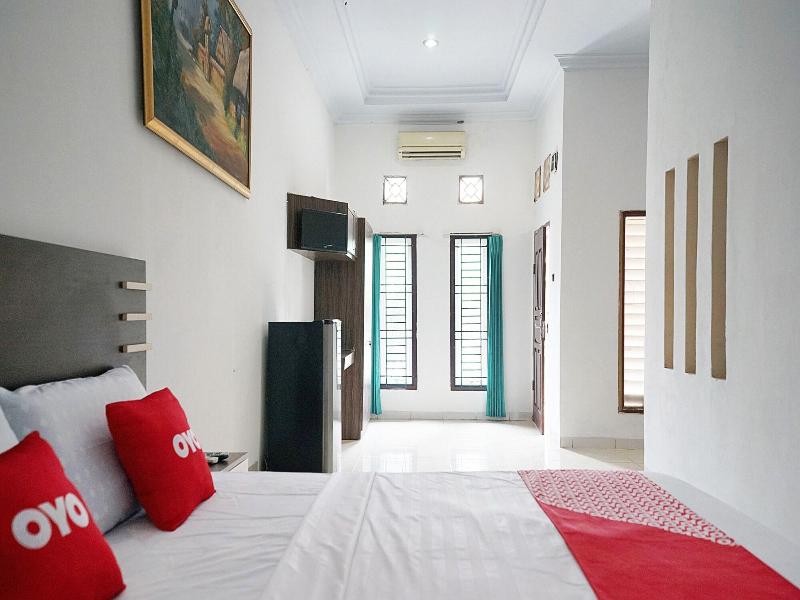 Oyo 1697 Griya Dimas Guesthouse image