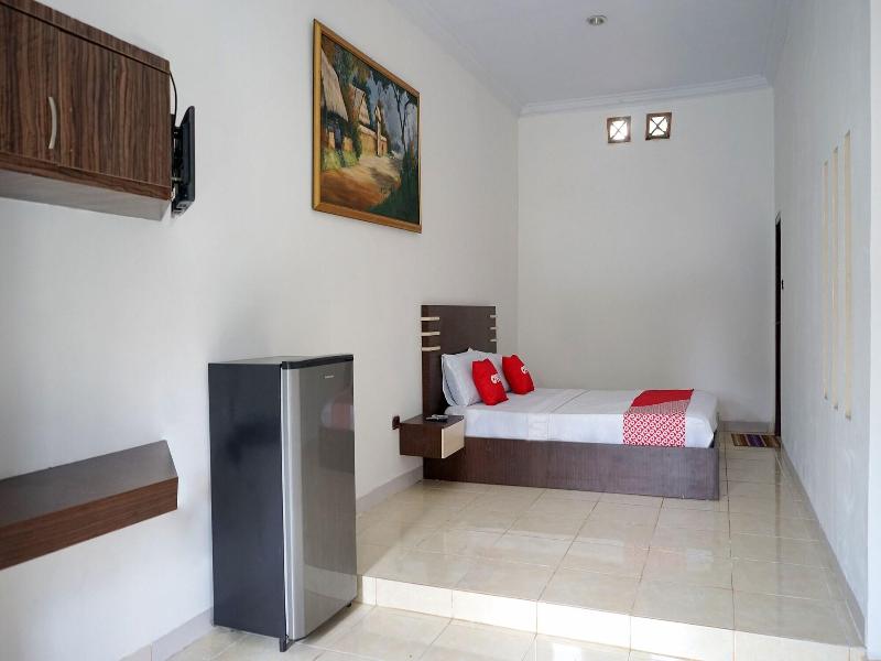 Oyo 1697 Griya Dimas Guesthouse image