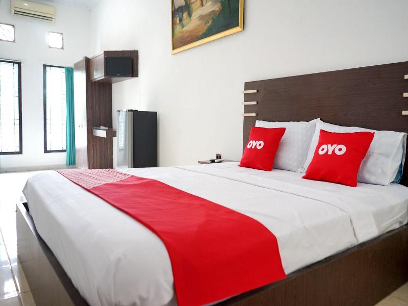 Oyo 1697 Griya Dimas Guesthouse image