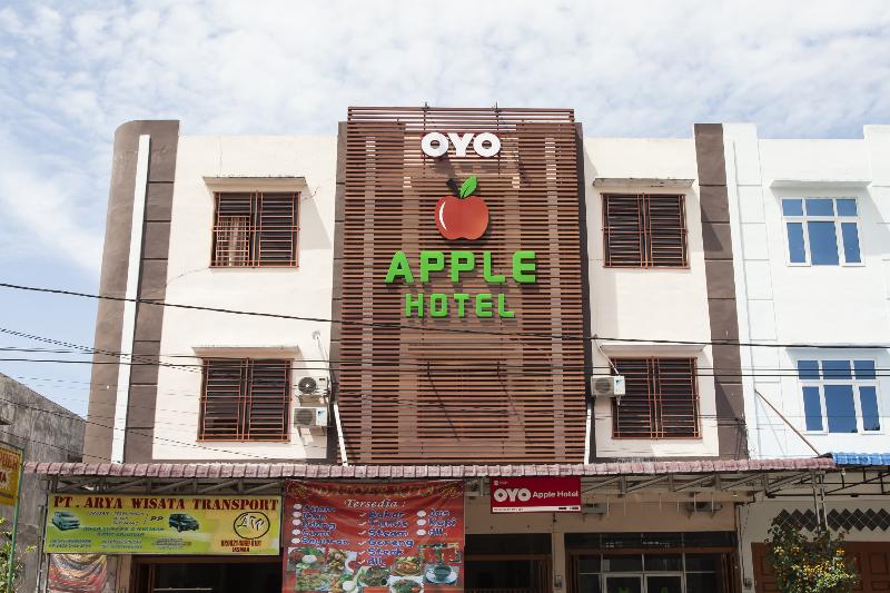 Oyo 1631 Hotel Apple