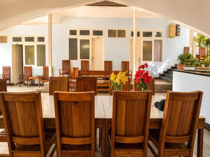 Hotel Bajo
