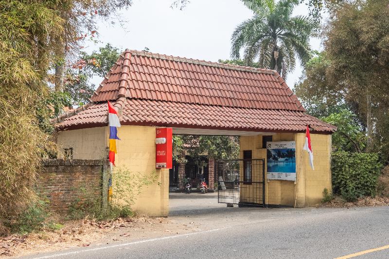 951 Cempaka Ratu Beach Resort