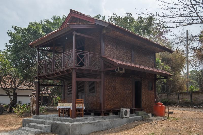 951 Cempaka Ratu Beach Resort